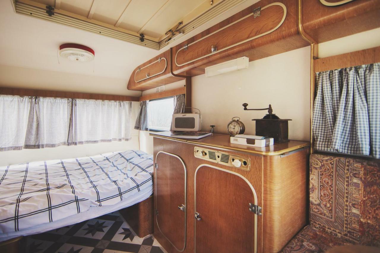 Voyage Spatio-Temporel Poussanges Dış mekan fotoğraf
